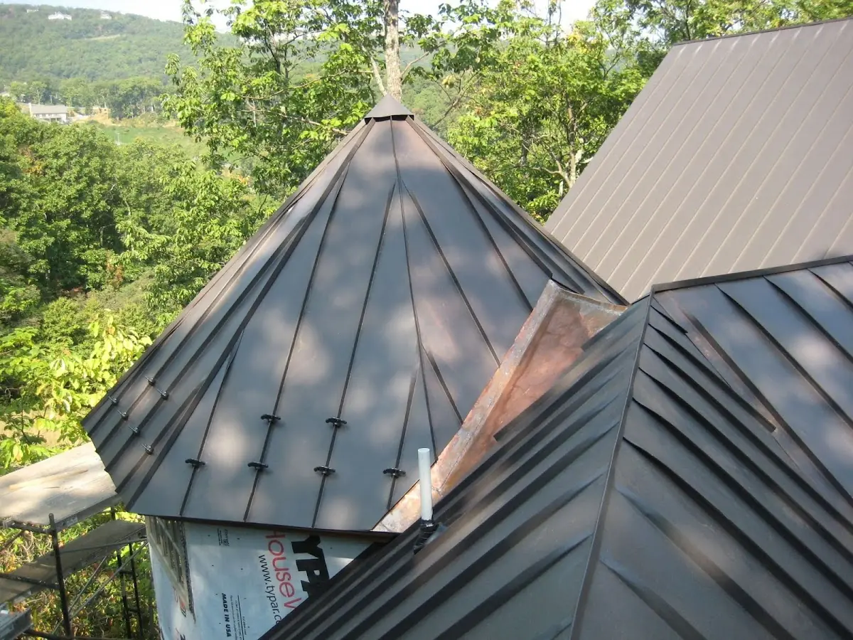Professional Roof Tarp Installation by Craftsman Roofing in Browntown